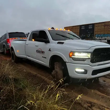 Medium duty towing Yuba City for box truck recovery